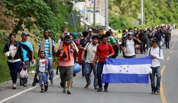 Nueva caravana migrante sale desde Honduras hacia Estados Unidos