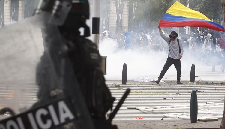 Protestas Y Represión En Colombia La Defensoría Del Pueblo Ya Reconoce 42 Muertes En Dos 2655