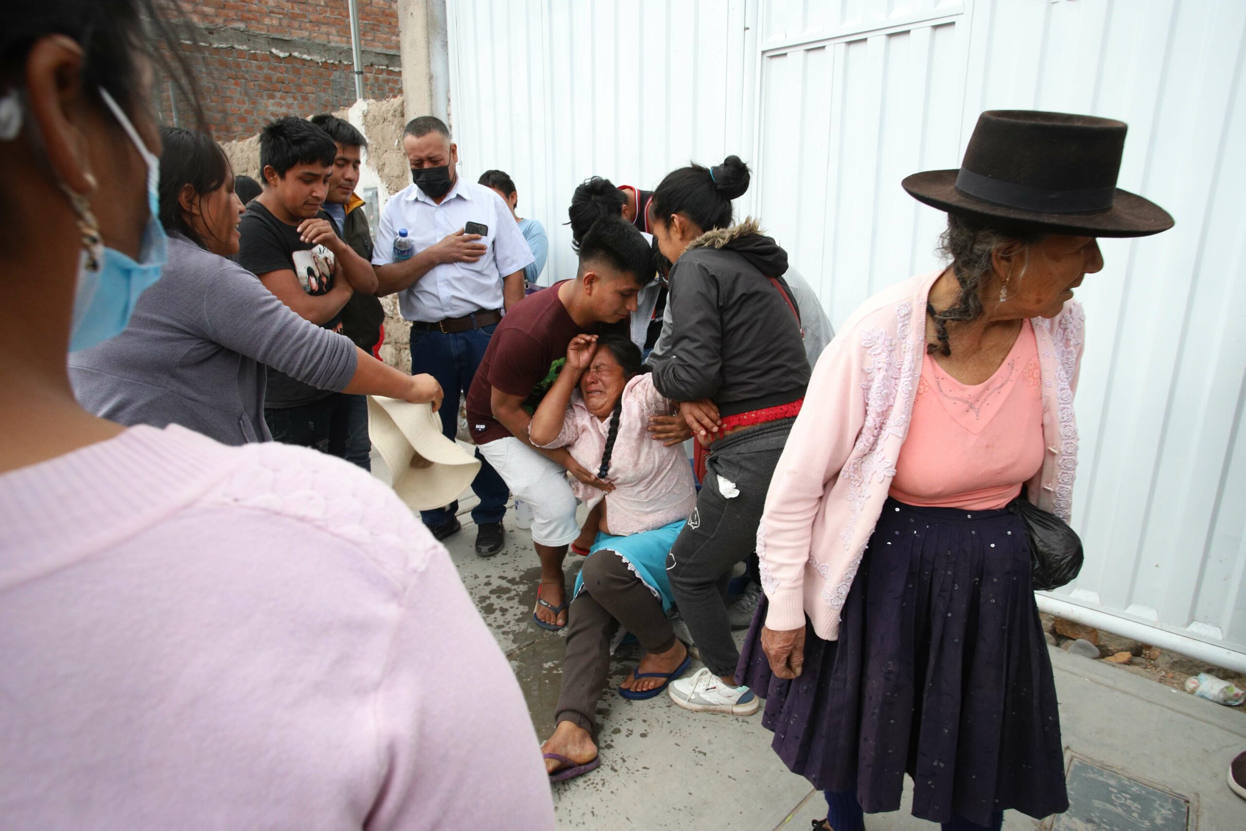 Crisis En Perú 25 Personas Fallecidas En Los 12 Días De Protestas Que Exigen El Cierre Del 6088