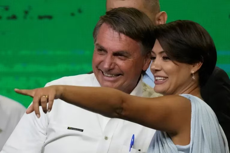 Brasil | Se Abrirá Investigación Contra Bolsonaro Y Su Esposa Por ...